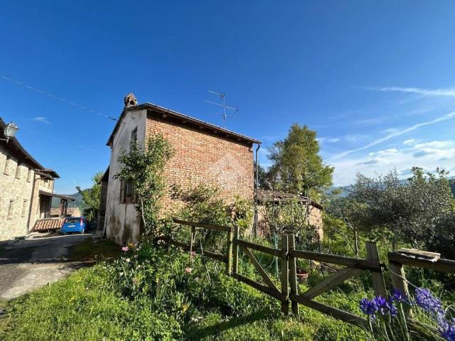 Casa indipendente in vendita a Morfasso PC