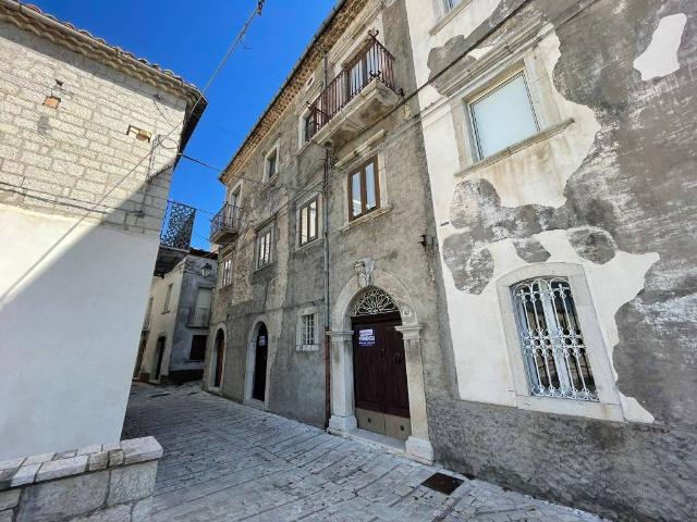 Casa indipendente in vendita a Morrone del Sannio CB