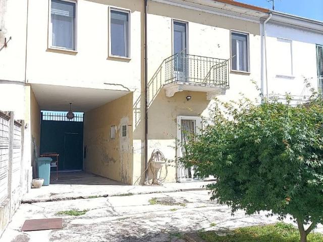 Casa indipendente in vendita a Mortara PV