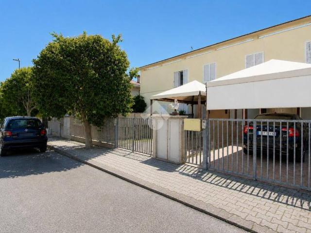 Casa indipendente in vendita a Mosciano Sant'Angelo TE