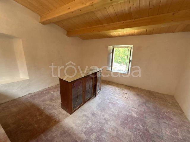 Casa indipendente in vendita a Matelica, Braccano