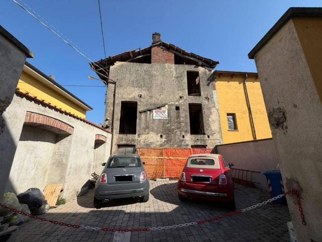 Casa indipendente in vendita a Mathi TO