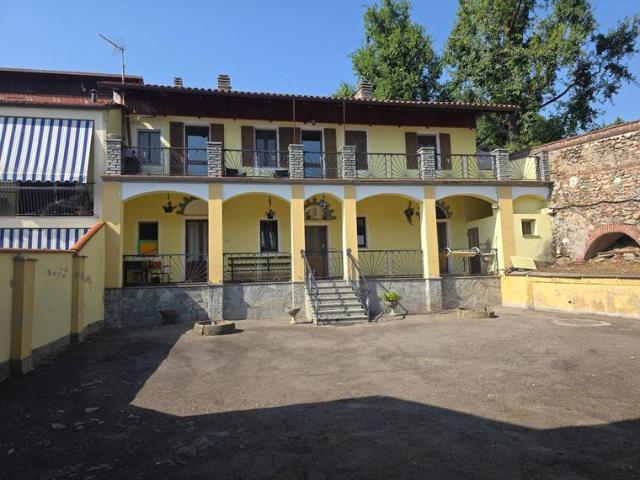 Casa indipendente in vendita a Mazzè TO