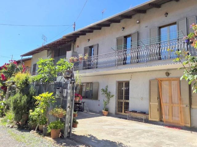 Casa indipendente in vendita a Mazzè TO