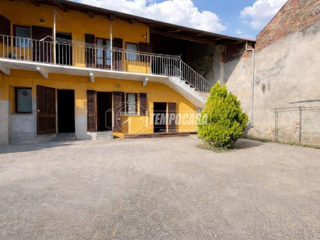 Casa indipendente in vendita a Mazzè TO