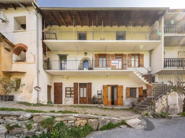 Casa indipendente in vendita a Macra CN