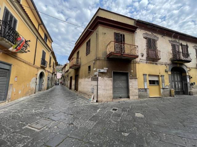 Casa indipendente in vendita a Maddaloni CE