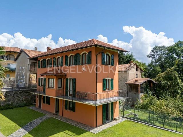 Casa indipendente in vendita a Madonna Del Sasso