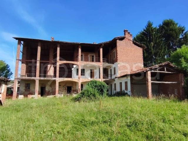 Casa indipendente in vendita a Maggiora corso Roma, 39