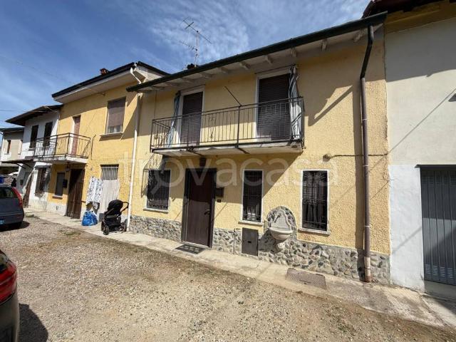 Casa indipendente in vendita a Magherno via Roma, 169