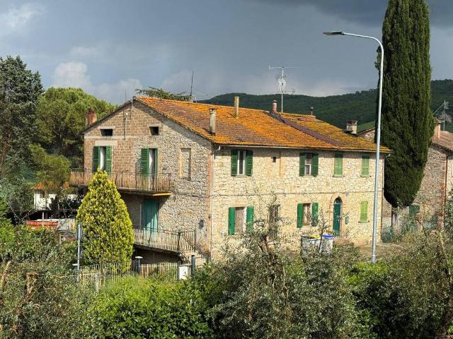 Casa indipendente in vendita a Magione PG