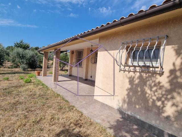 CASA INDIPENDENTE in VENDITA a MAGLIANO IN TOSCANA MONTIANO di 5 vani
