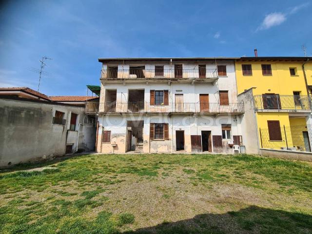 Casa indipendente in vendita a Magnago via Goffredo Mameli, 5