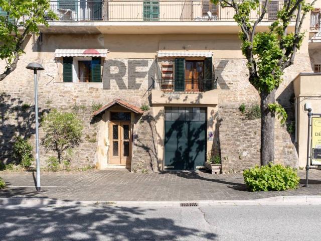 Casa indipendente in vendita a Maiolati Spontini AN