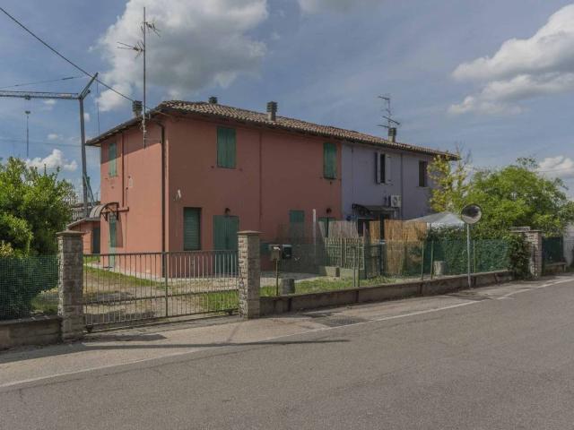 Casa indipendente in vendita a Malalbergo BO