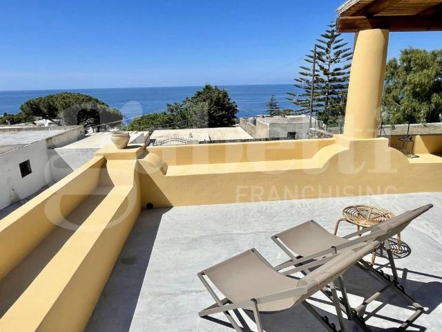 Casa indipendente in vendita a Malfa ME