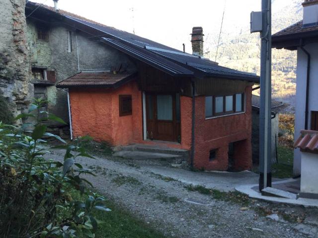 Casa indipendente in vendita a Malonno BS