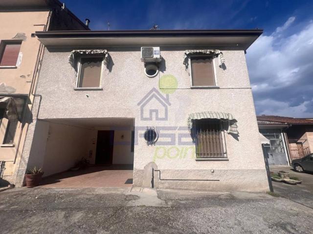 Casa indipendente in vendita a Manerbio BS
