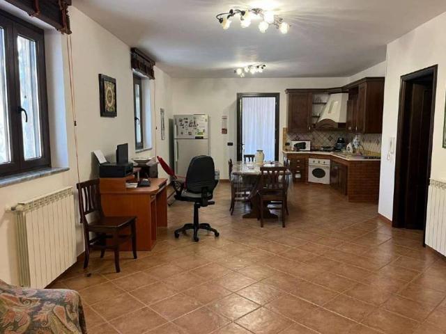 Casa indipendente in vendita a Marineo PA
