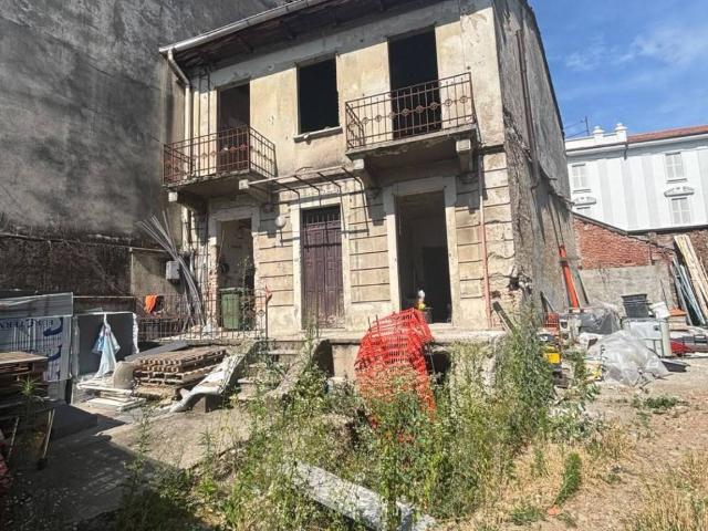 Casa indipendente in vendita a Mariano Comense CO