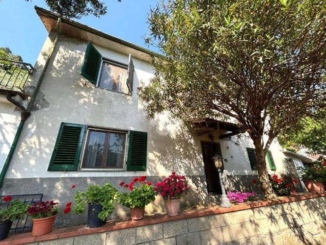 Casa indipendente in vendita a Marliana PT