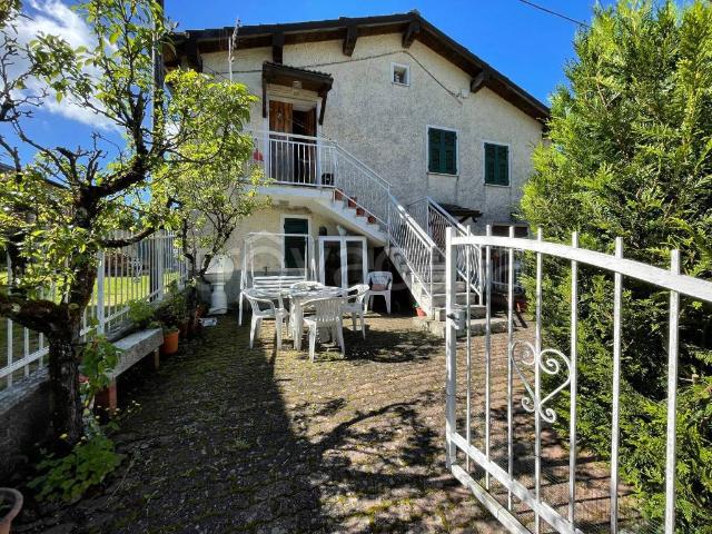Casa indipendente in vendita a Marmassana, Isola del Cantone