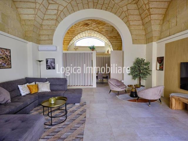 Casa indipendente in vendita a Martano LE