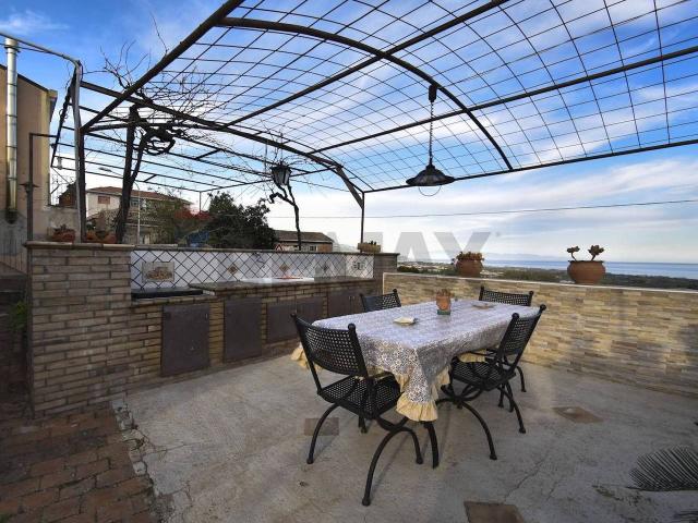 Casa indipendente in vendita a Mascali