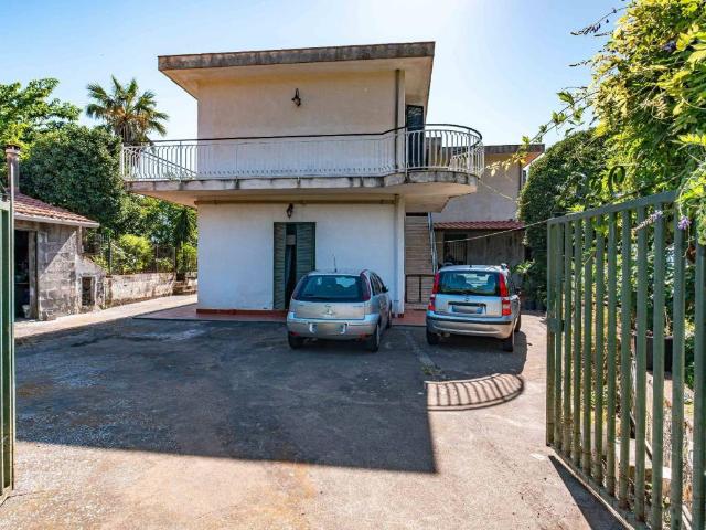 Casa indipendente in vendita a Mascali CT