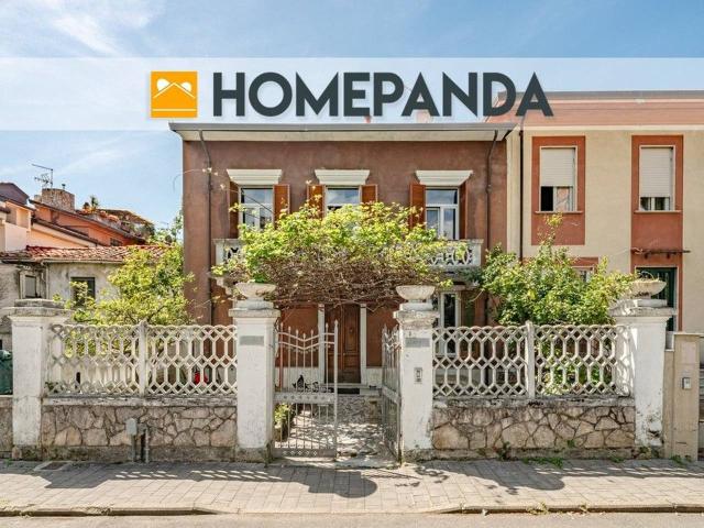 Casa indipendente in vendita a Massa