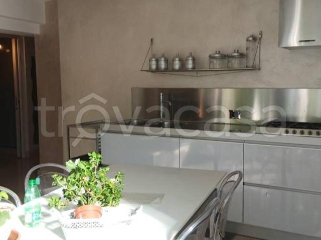 Casa indipendente in vendita a Massa, Centro città
