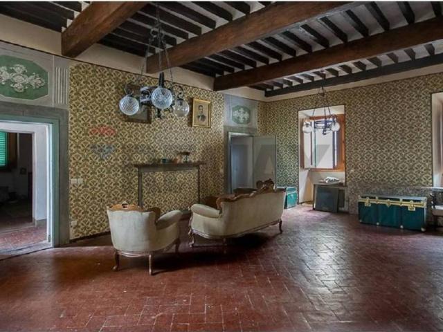 Casa indipendente in vendita a Massa e Cozzile PT