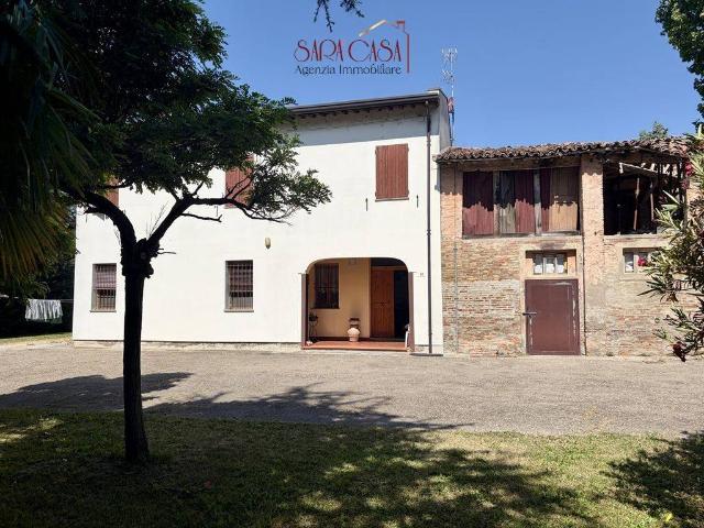 Casa indipendente in vendita a Massa Lombarda RA