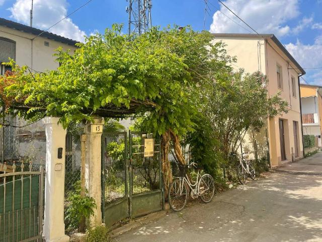Casa indipendente in vendita a Massa Lombarda RA