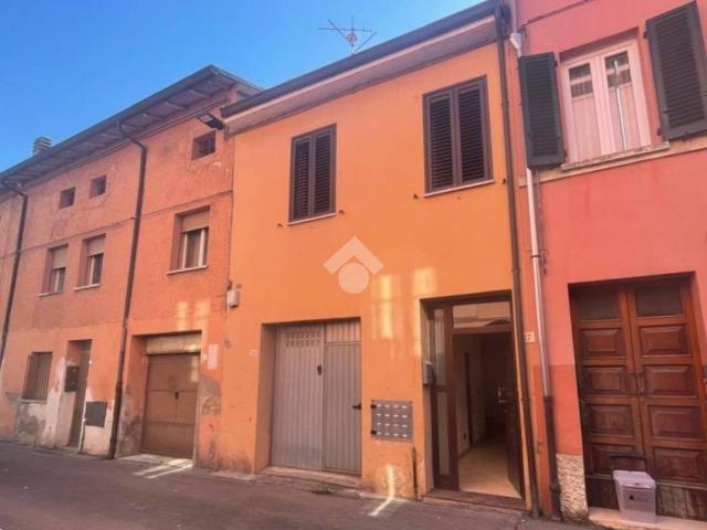 Casa indipendente in vendita a Massa Lombarda RA