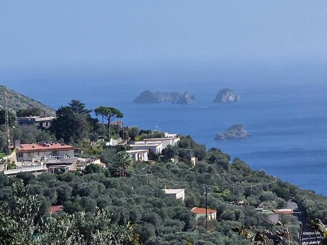 Casa indipendente in vendita a Massa Lubrense NA