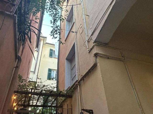 Casa indipendente in vendita a Massa MS