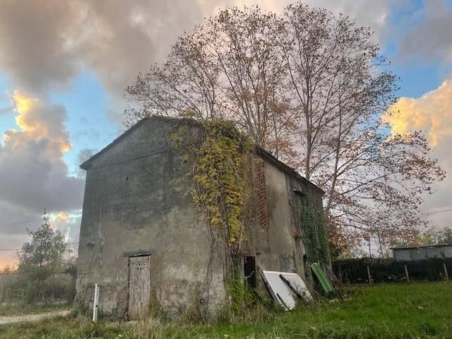 Casa indipendente in vendita a Massa MS