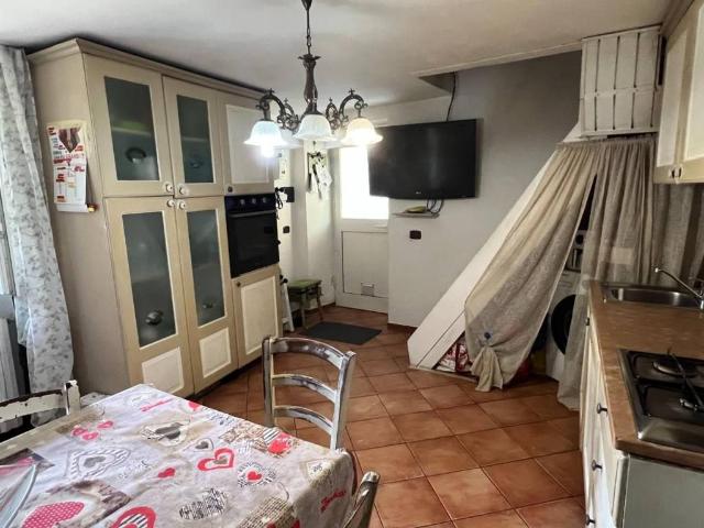 Casa indipendente in vendita a Massa MS