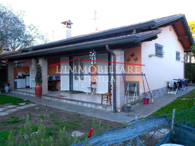 Casa indipendente in vendita a Massa MS