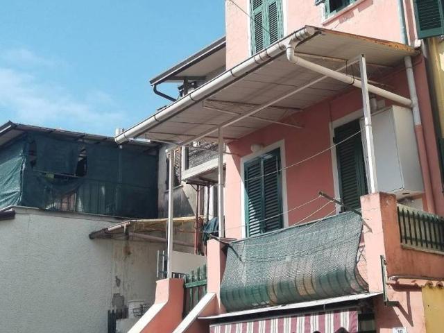Casa indipendente in vendita a Massa MS