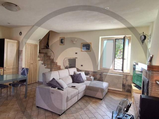 Casa indipendente in vendita a Massarosa LU