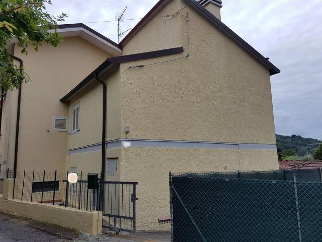 Casa indipendente in vendita a Massarosa LU