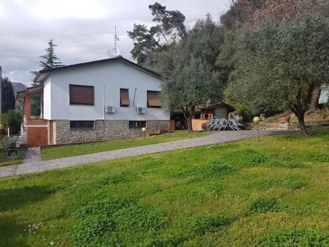 Casa indipendente in vendita a Massarosa LU