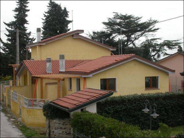 Casa indipendente in vendita a Massarosa LU