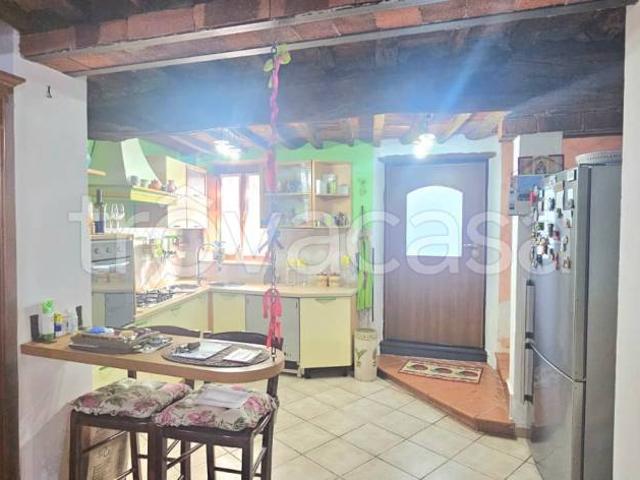 Casa indipendente in vendita a Massarosa via 4 Novembre