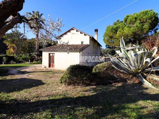Casa indipendente in vendita a Massignano AP