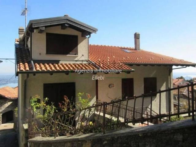 Casa indipendente in vendita a Massino Visconti NO