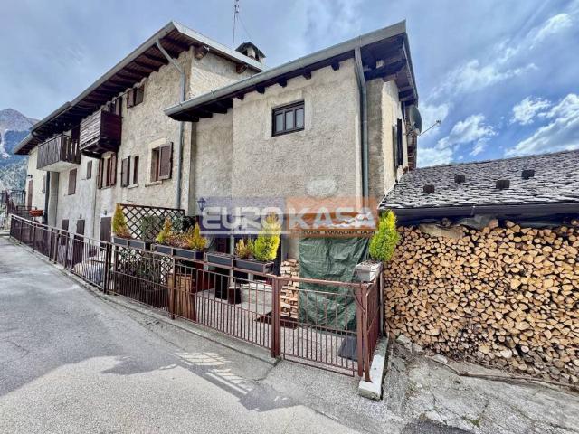 Casa indipendente in vendita a Mezzoldo BG