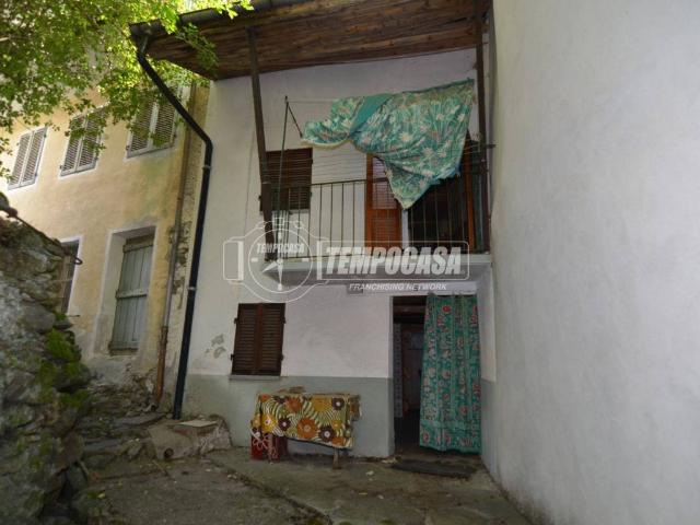 Casa indipendente in vendita a Mezzenile TO
